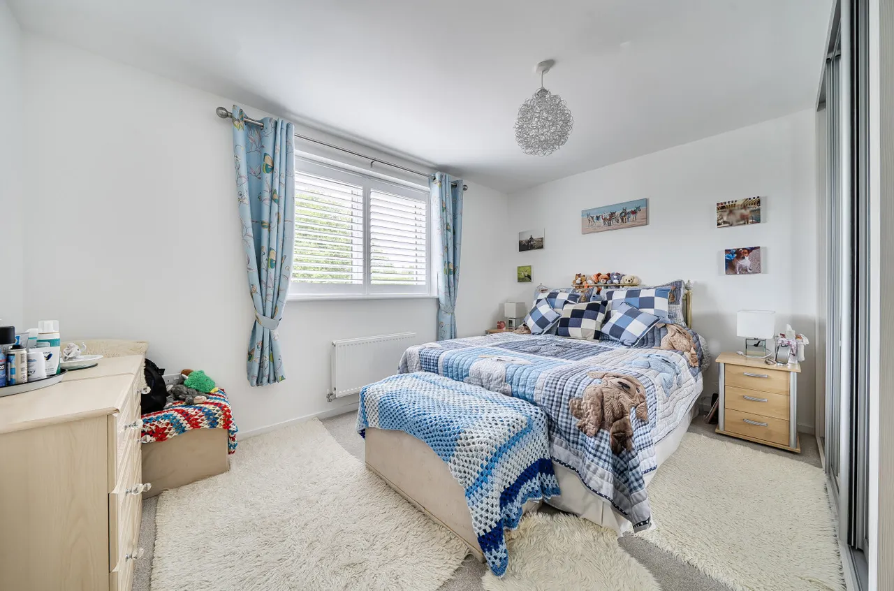 Gregg Close, Swanmore, SO32, photo 5