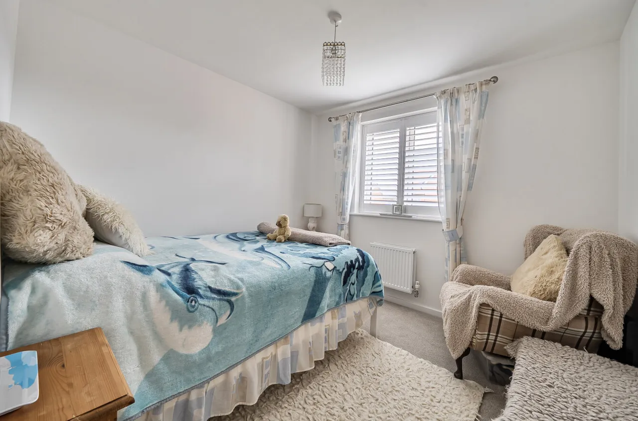 Gregg Close, Swanmore, SO32, photo 6