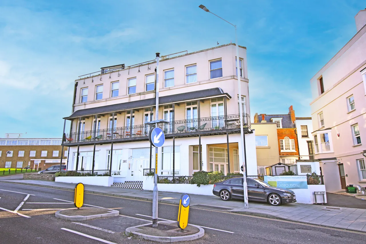 1 bed flat to rent, Fort Hill, Margate, CT9