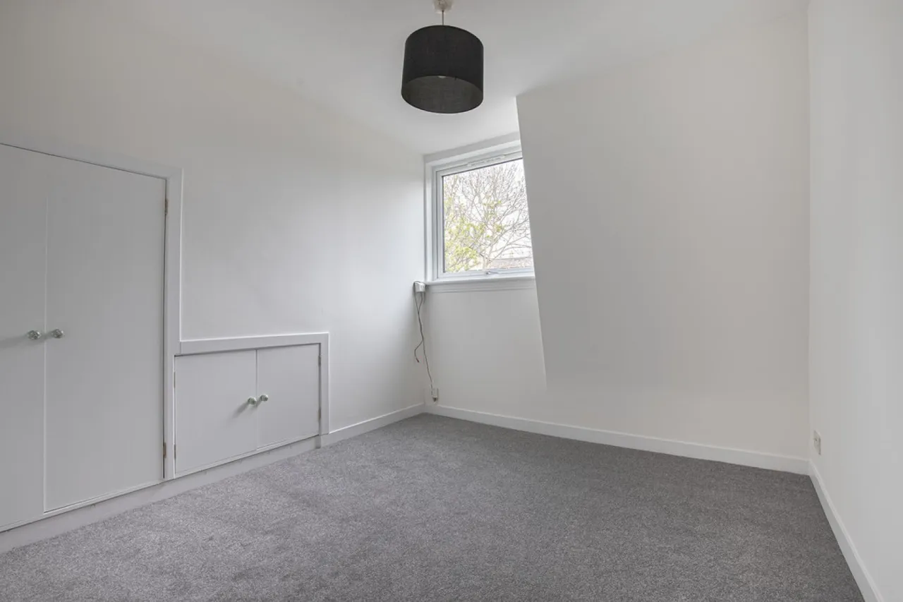 Roslin Terrace, Aberdeen, AB24, photo 7