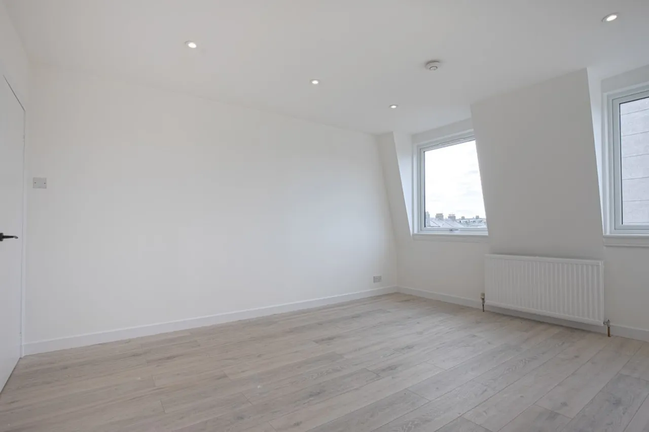 Roslin Terrace, Aberdeen, AB24, photo 4