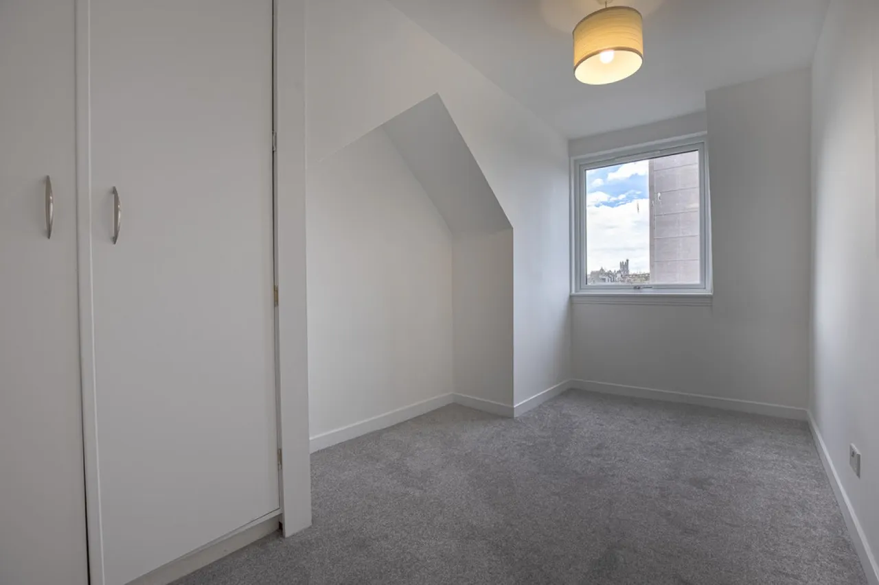 Roslin Terrace, Aberdeen, AB24, photo 5