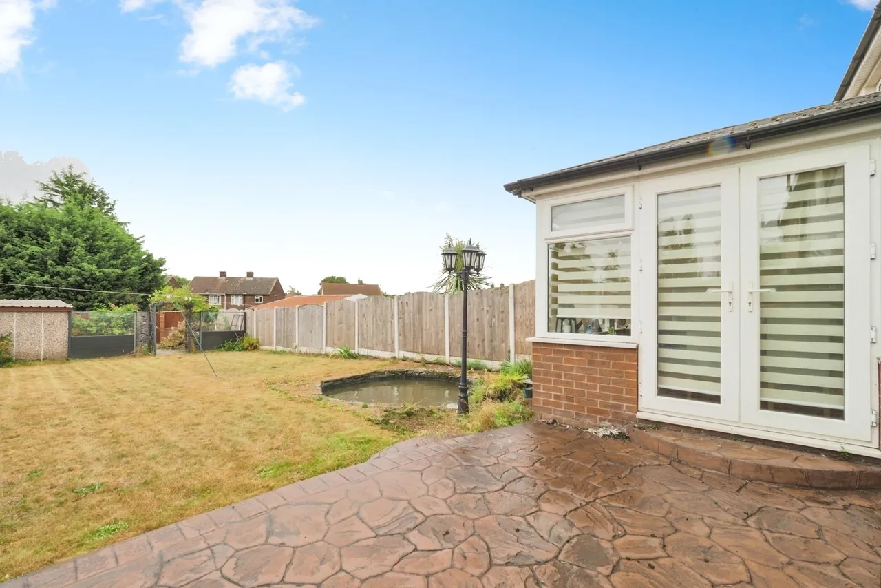 Aberconway Crescent, New Rossington, Doncaster, South Yorkshire, DN11, photo 4