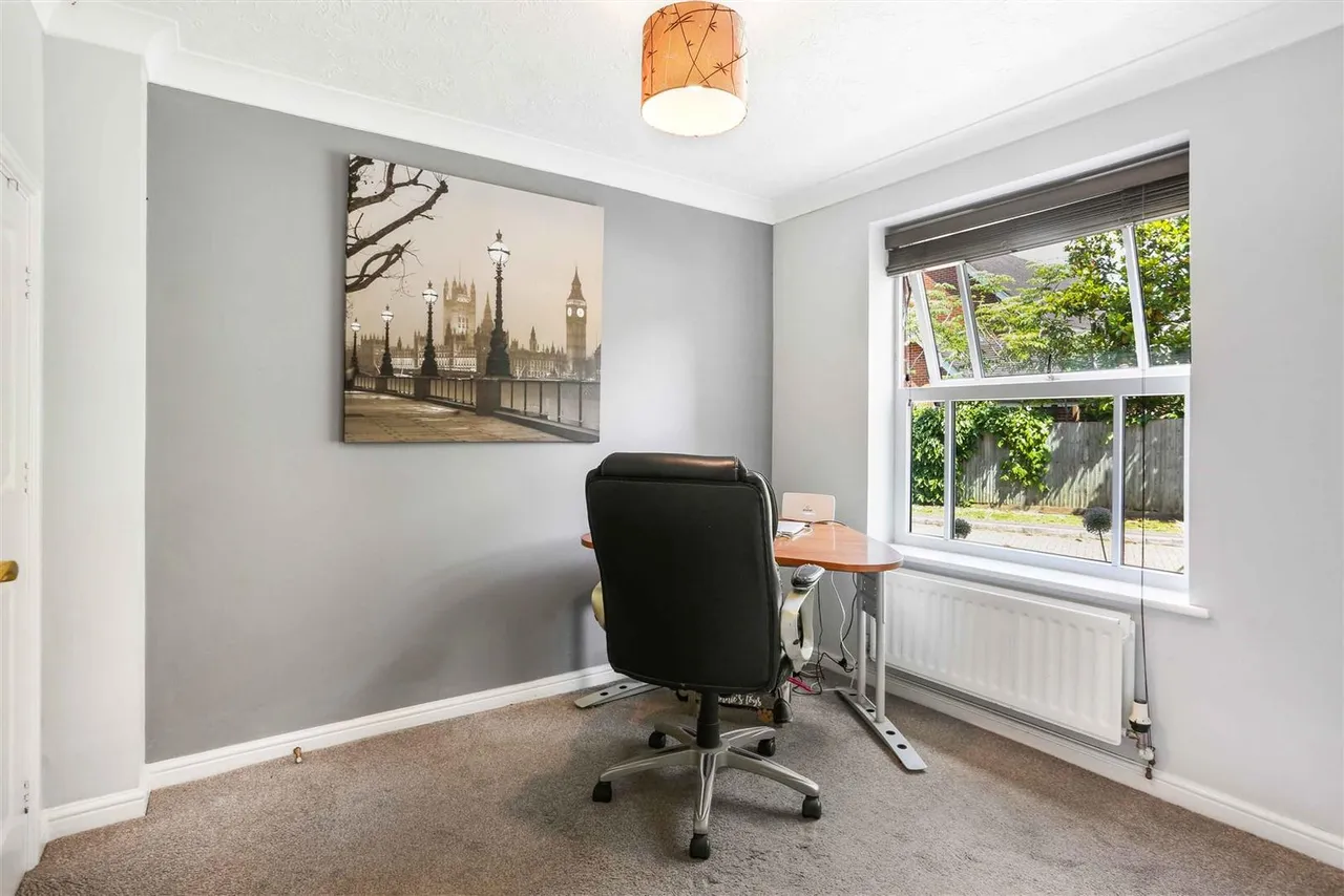 Lawson Walk, Carshalton, SM5 4HE, photo 7