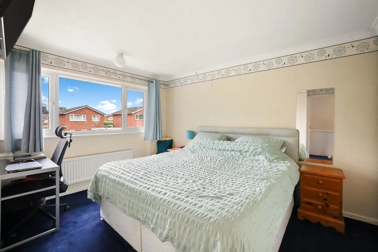 Chalfont Road, Colchester, photo 9