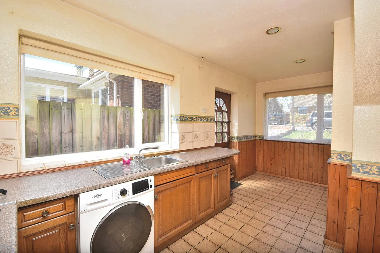 Hoylake Drive, Northampton, NN2 7NL, photo 4