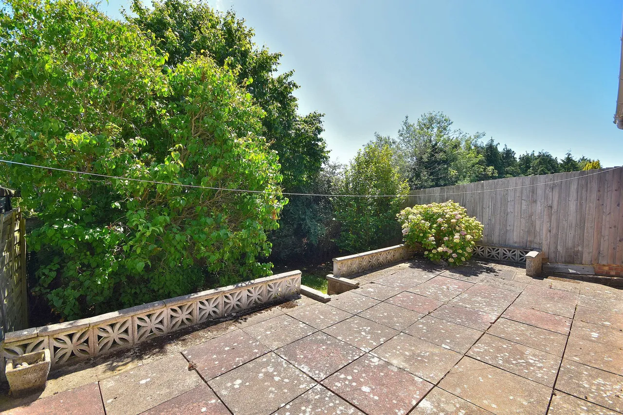 Hoylake Drive, Northampton, NN2 7NL, photo 15
