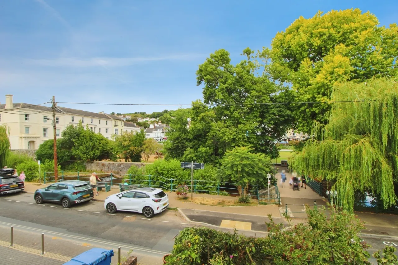 Brunswick Place, Dawlish, EX7, photo 12
