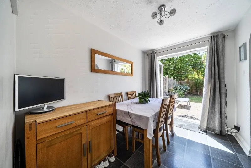 Buttercup Place, Thatcham, RG18, photo 13