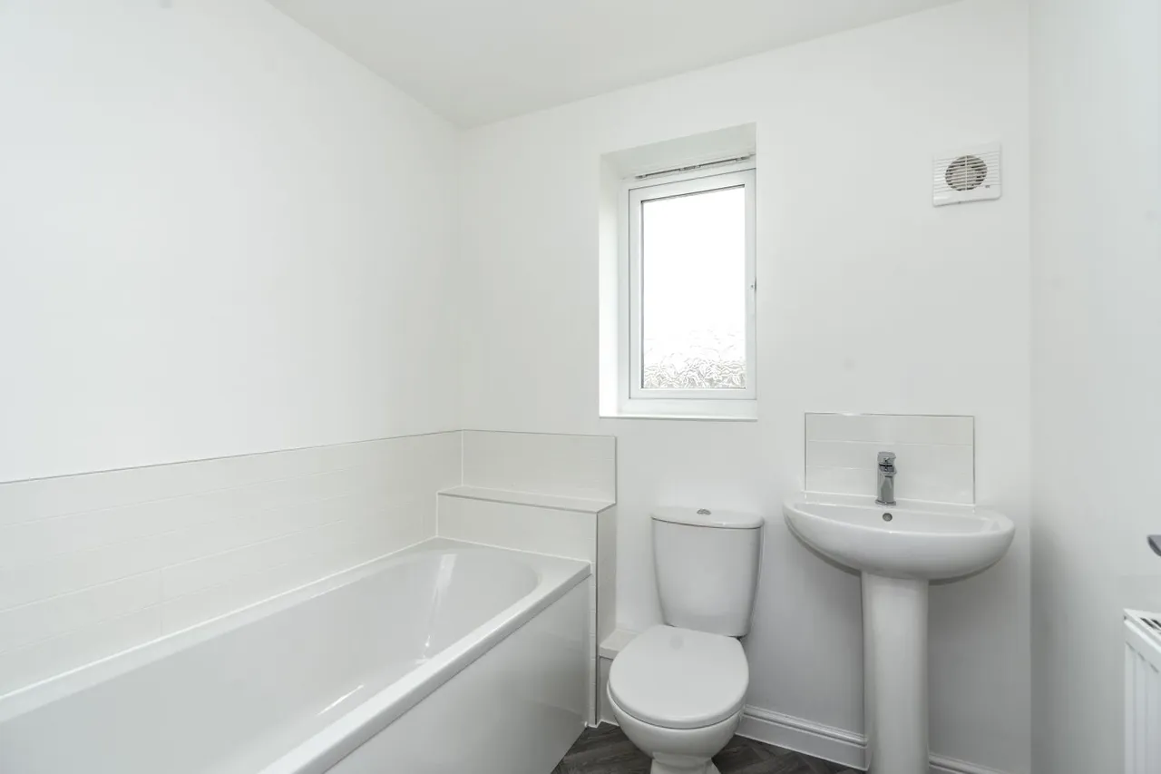 Fergus, Harriers Croft, PE20, photo 6