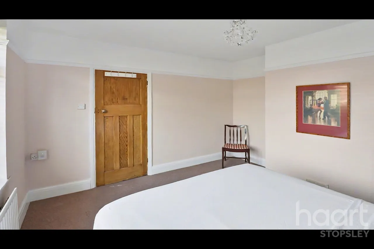 Hawthorn Avenue, Luton, LU2, photo 24