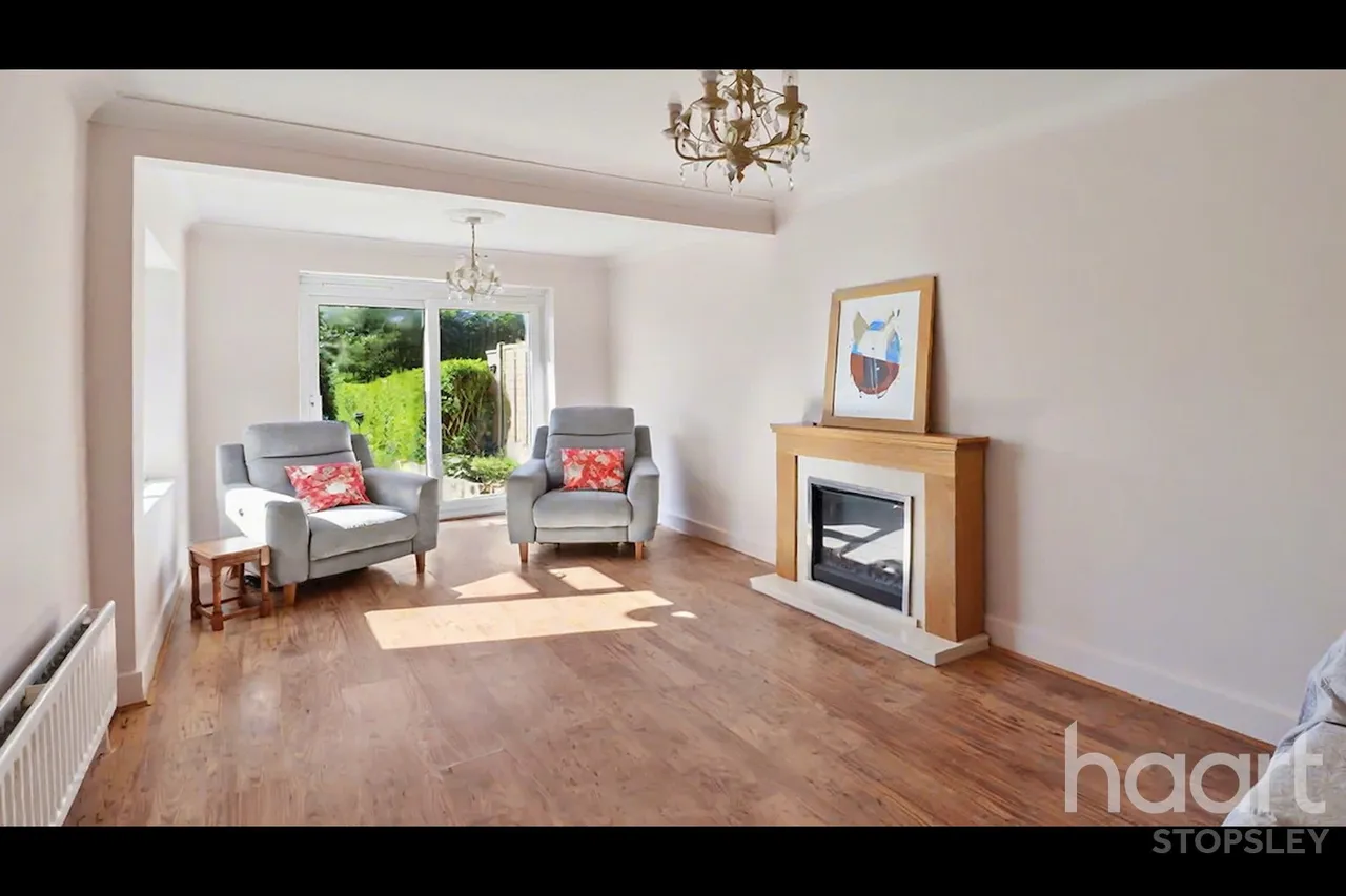 Hawthorn Avenue, Luton, LU2, photo 11