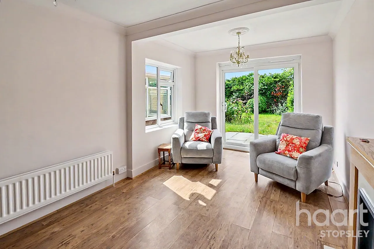 Hawthorn Avenue, Luton, LU2, photo 32