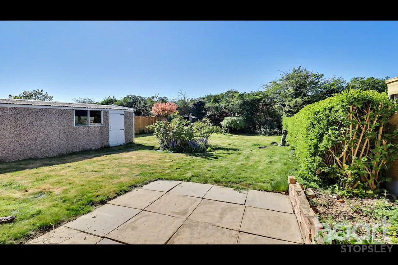 Hawthorn Avenue, Luton, LU2, photo 16
