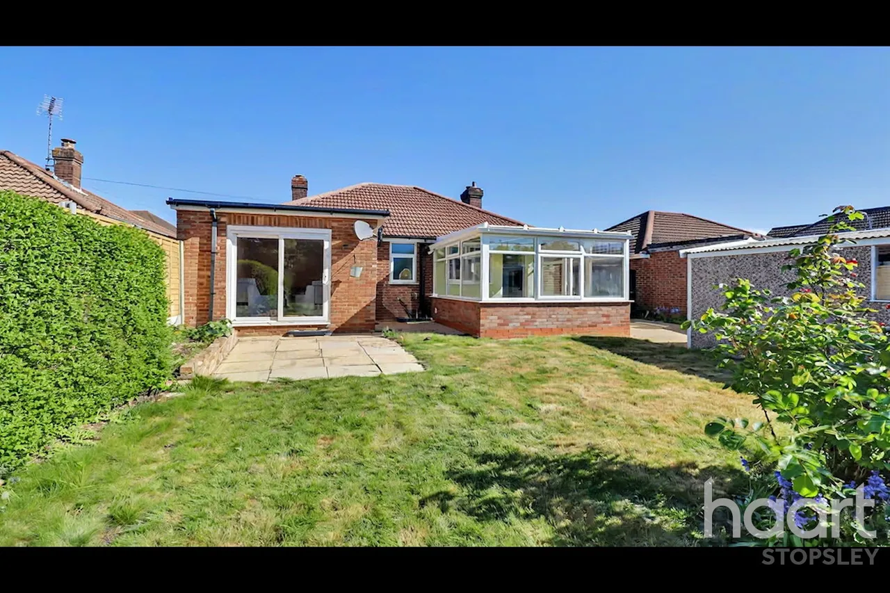 Hawthorn Avenue, Luton, LU2, photo 2