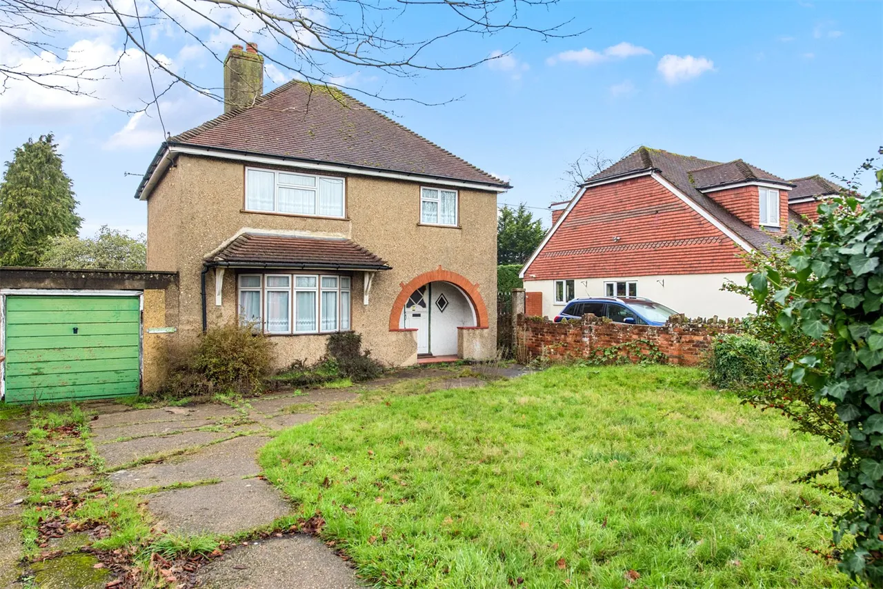 3 bed house for sale — Aldershot Road, Ash, Guildford, Surrey, GU12 6PD
