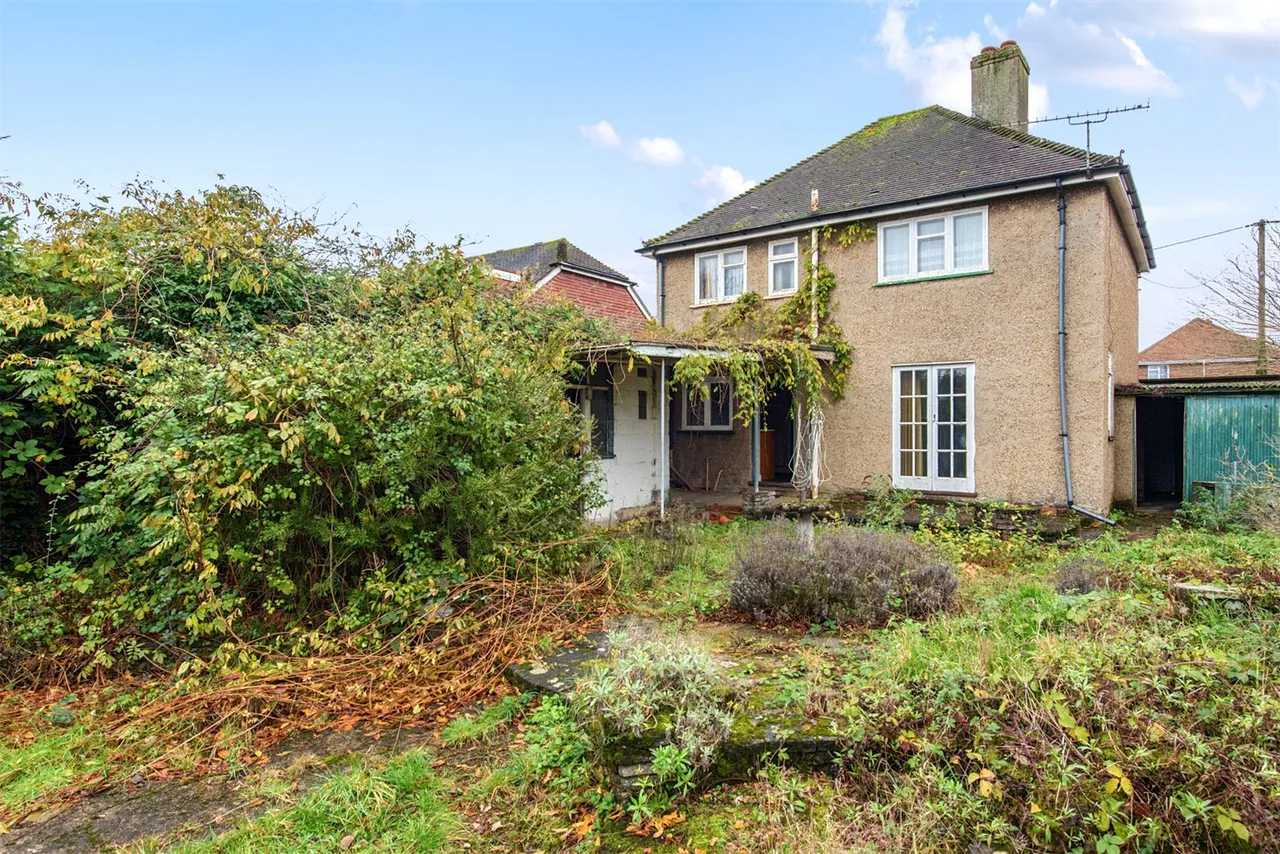 Aldershot Road, Ash, Guildford, Surrey, GU12 6PD, photo 8