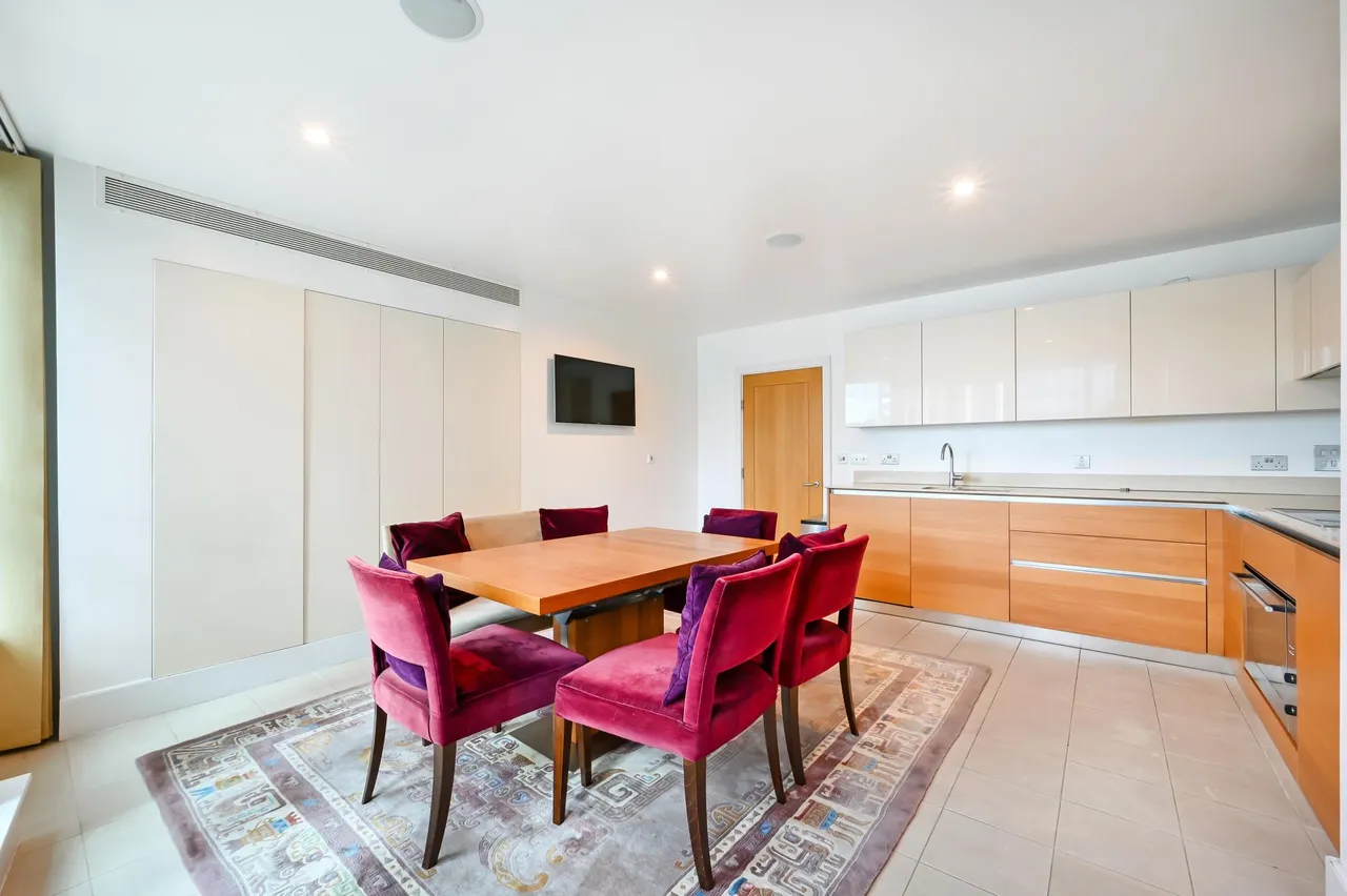St. George Wharf, London, SW8, photo 12