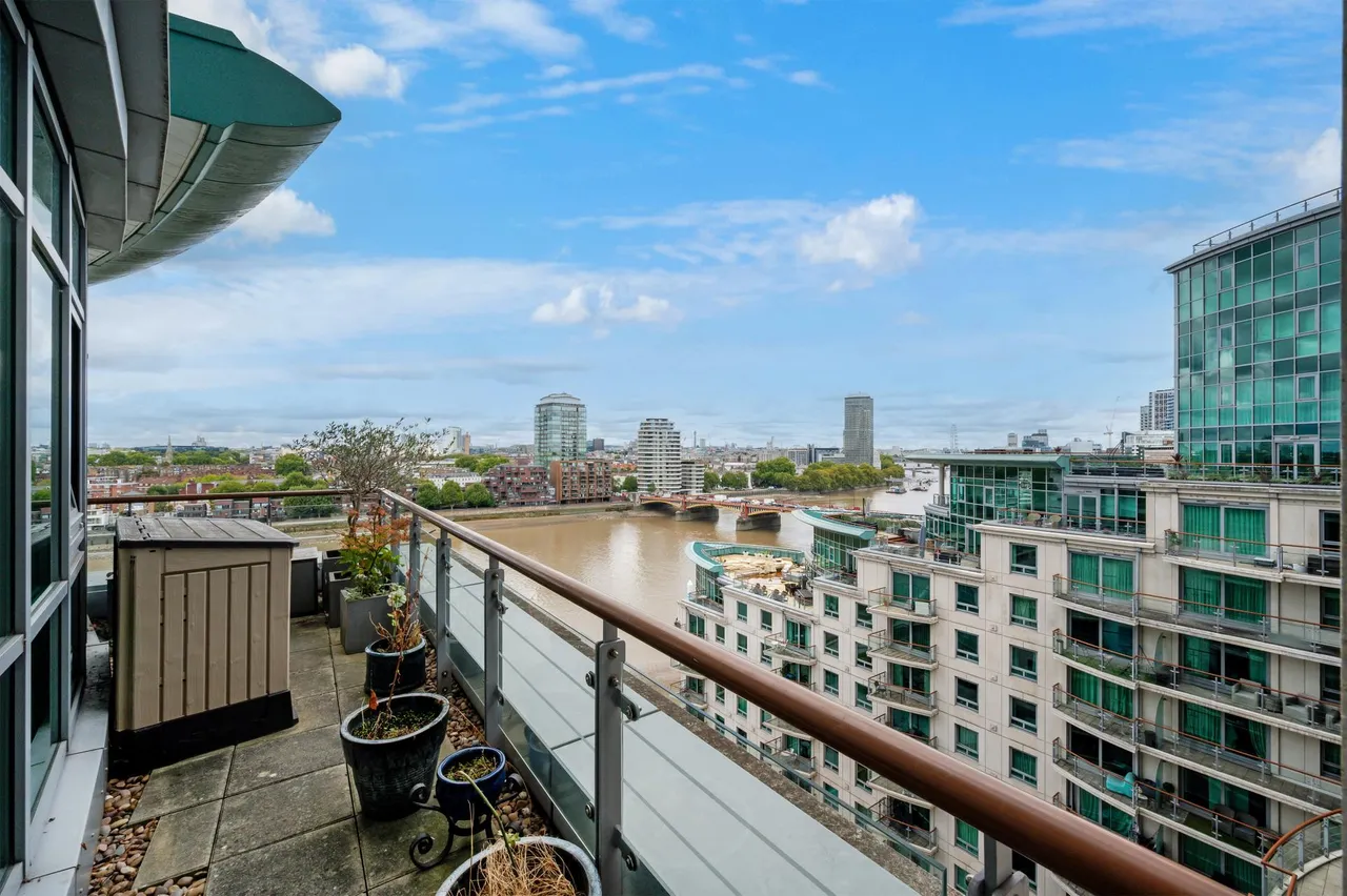 St. George Wharf, London, SW8, photo 11