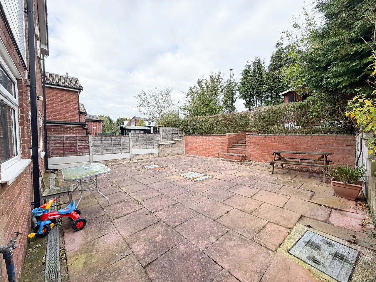 Ladysmith Drive, Ashton-Under-Lyne, OL6, photo 19