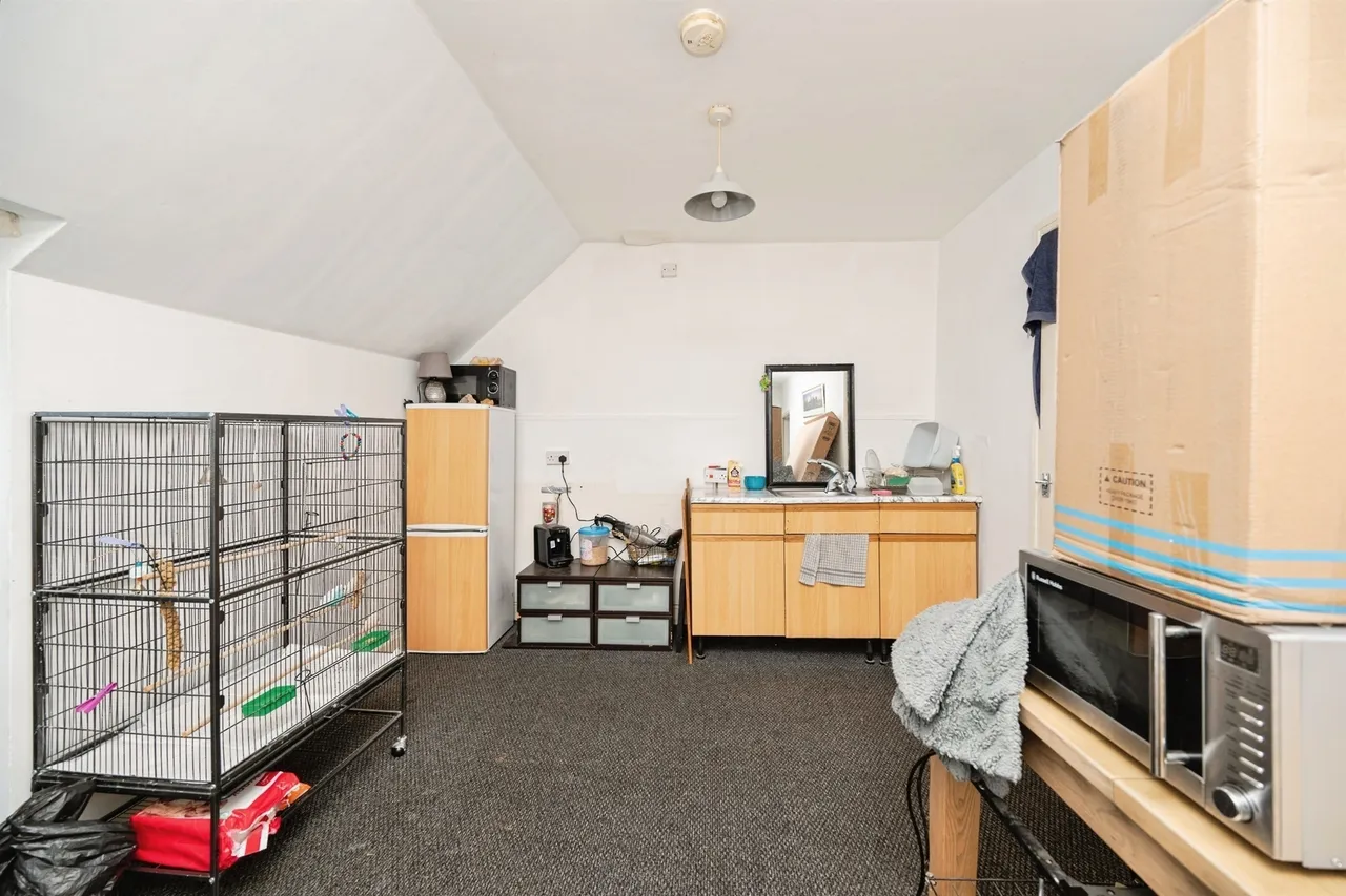 Bank Street, Brierley Hill, DY5, photo 10