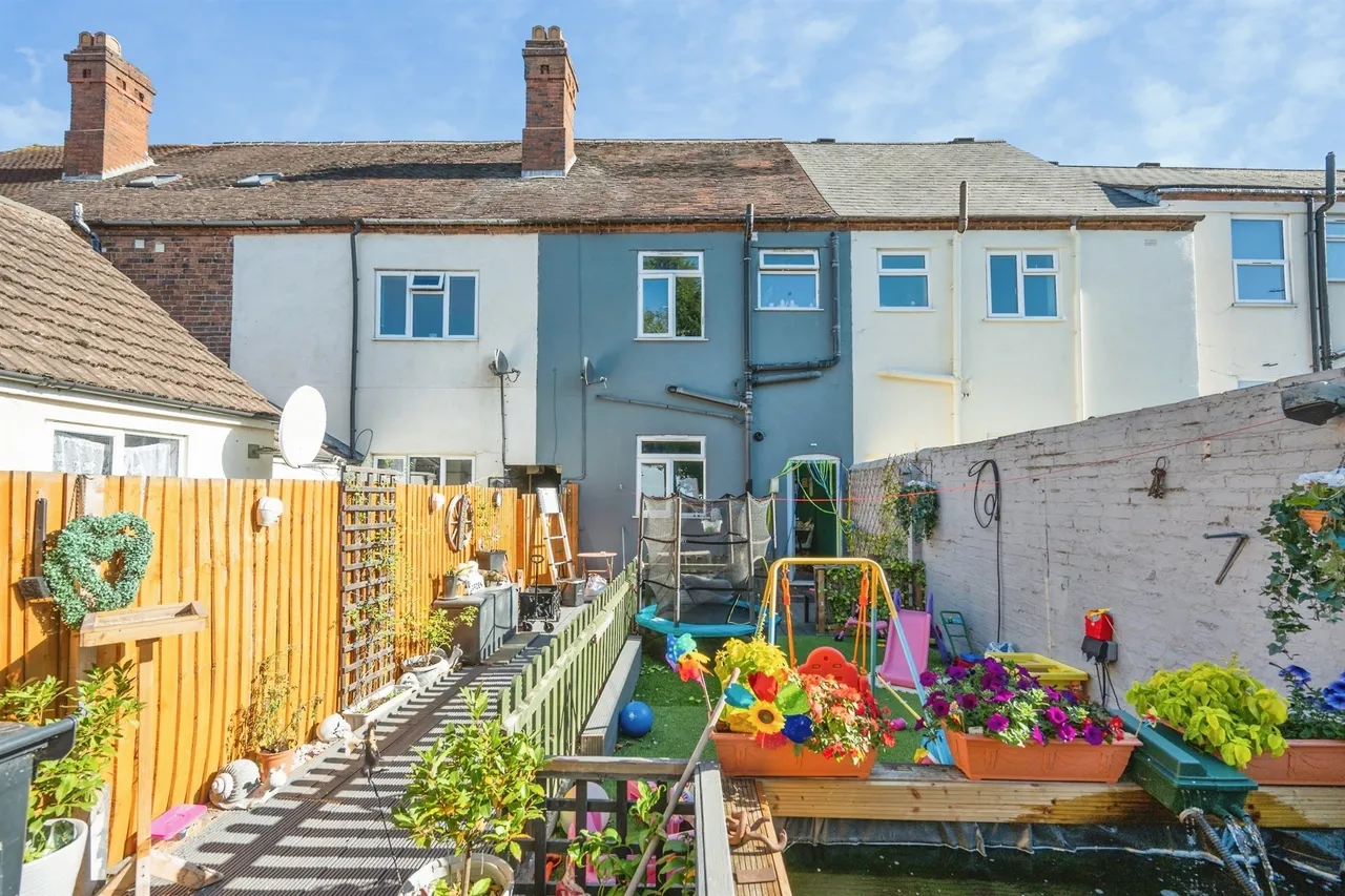 Bank Street, Brierley Hill, DY5, photo 9