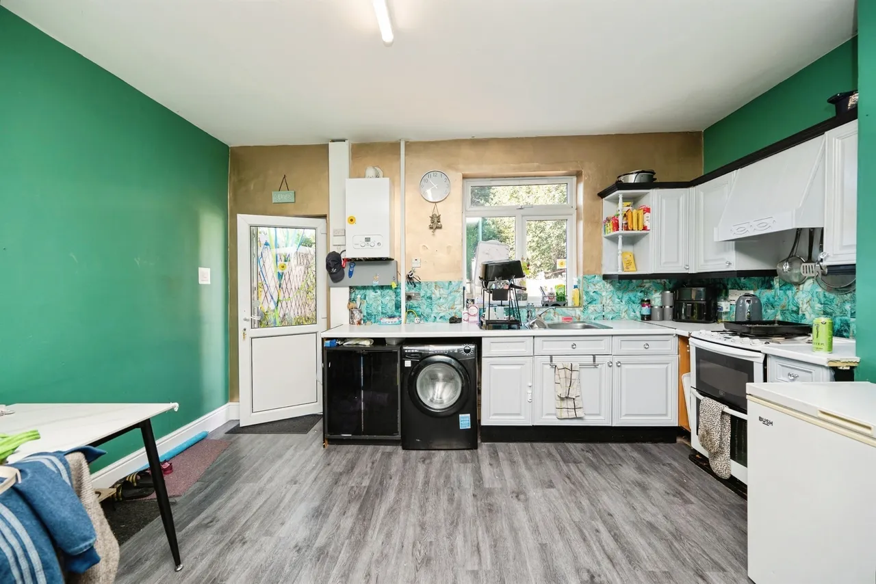 Bank Street, Brierley Hill, DY5, photo 18