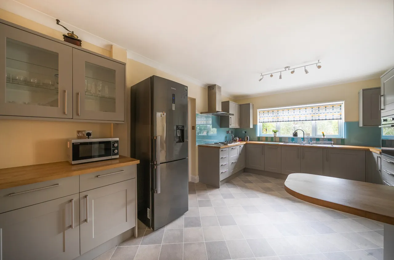 Smarts Heath Road, Woking, GU22, photo 7
