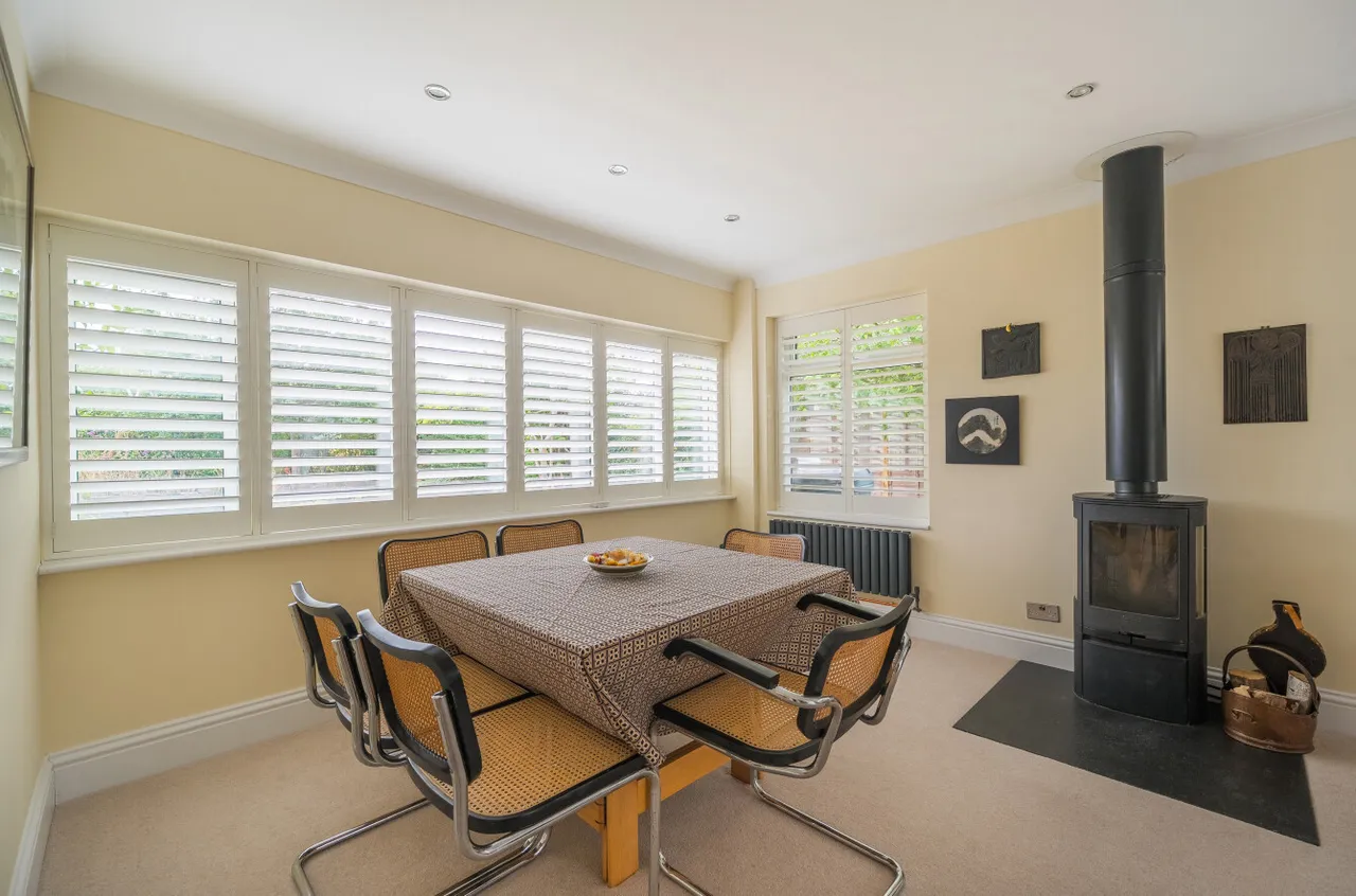 Smarts Heath Road, Woking, GU22, photo 9