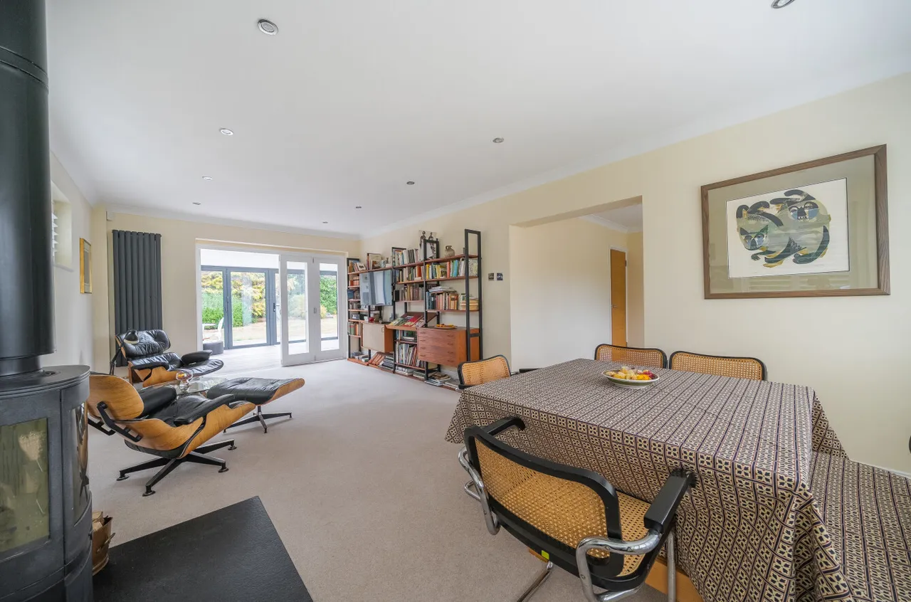 Smarts Heath Road, Woking, GU22, photo 19
