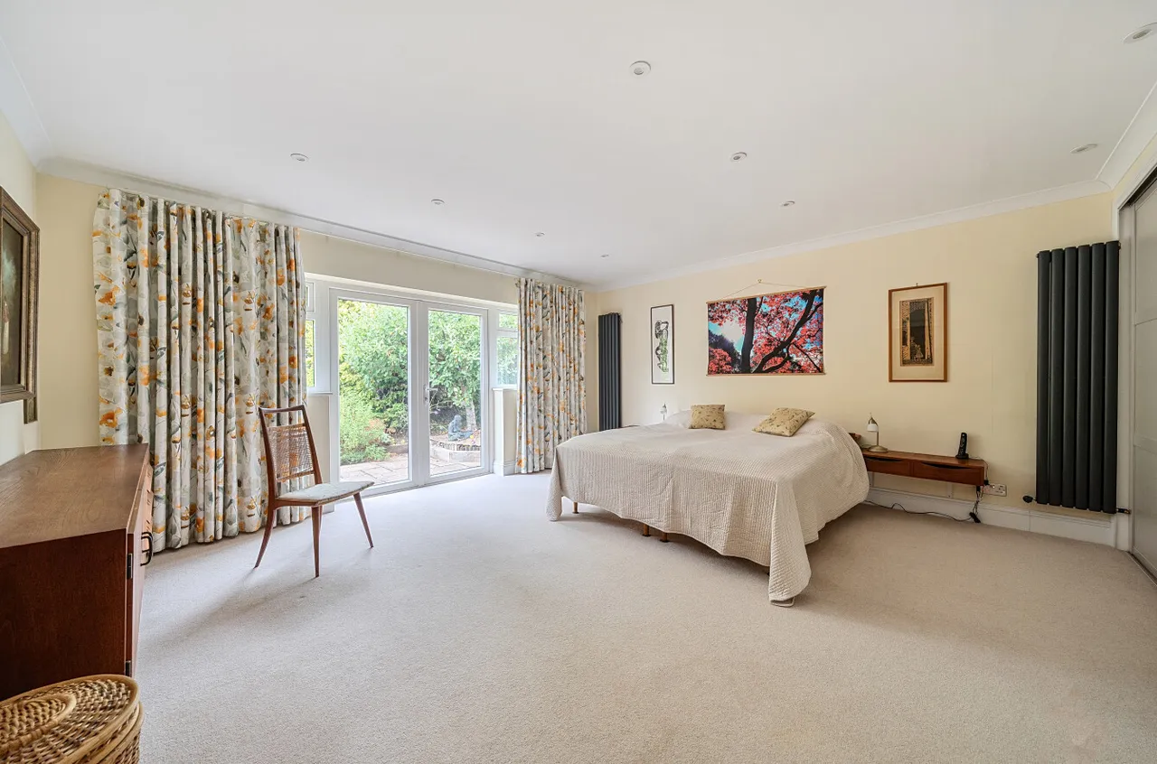 Smarts Heath Road, Woking, GU22, photo 25