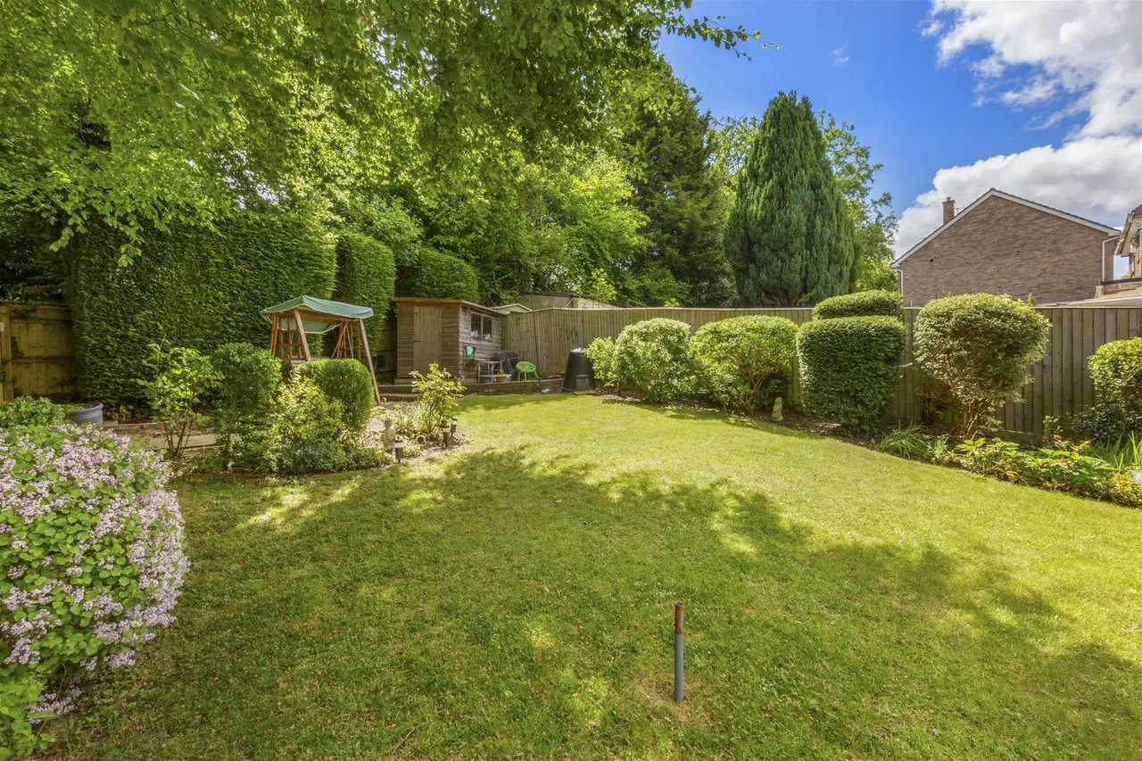 Sabina Close, High Wycombe, HP12, photo 15