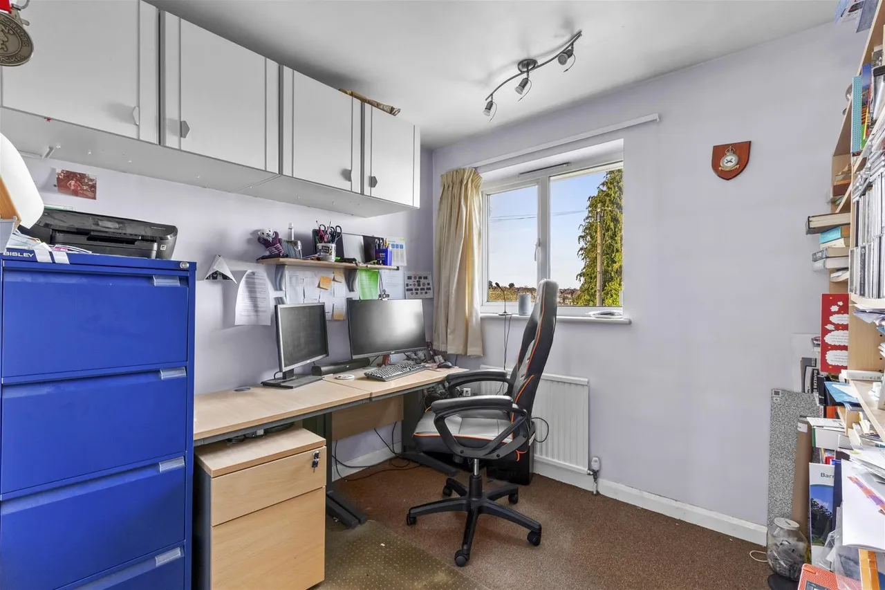 Sabina Close, High Wycombe, HP12, photo 14