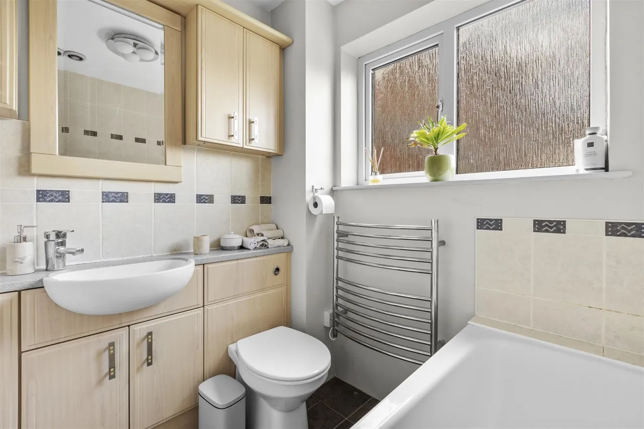 Sabina Close, High Wycombe, HP12, photo 10