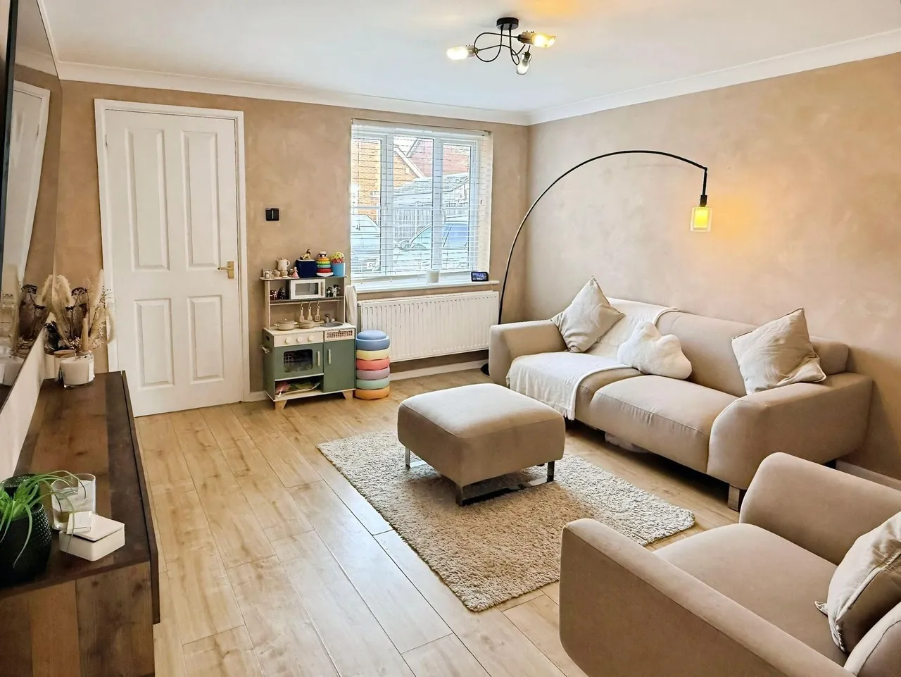 Coltsfoot Road, Hamilton, LE5, photo 5