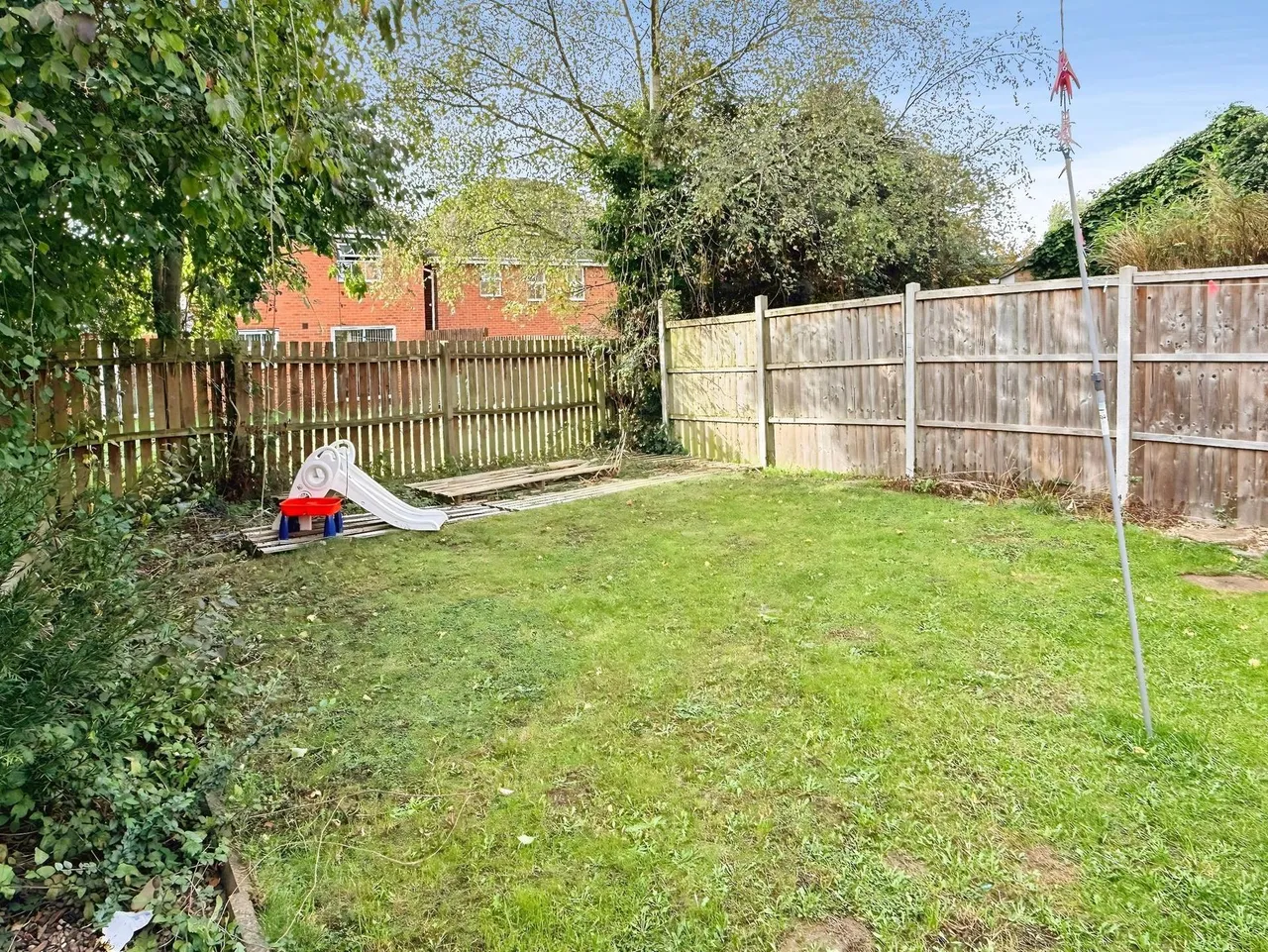 Coltsfoot Road, Hamilton, LE5, photo 16