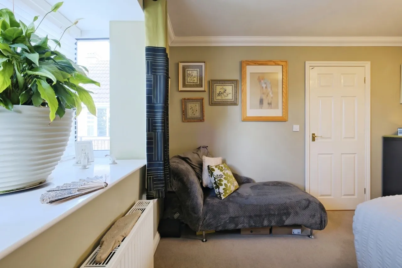 Appletree Close, Redlynch, SP5, photo 15