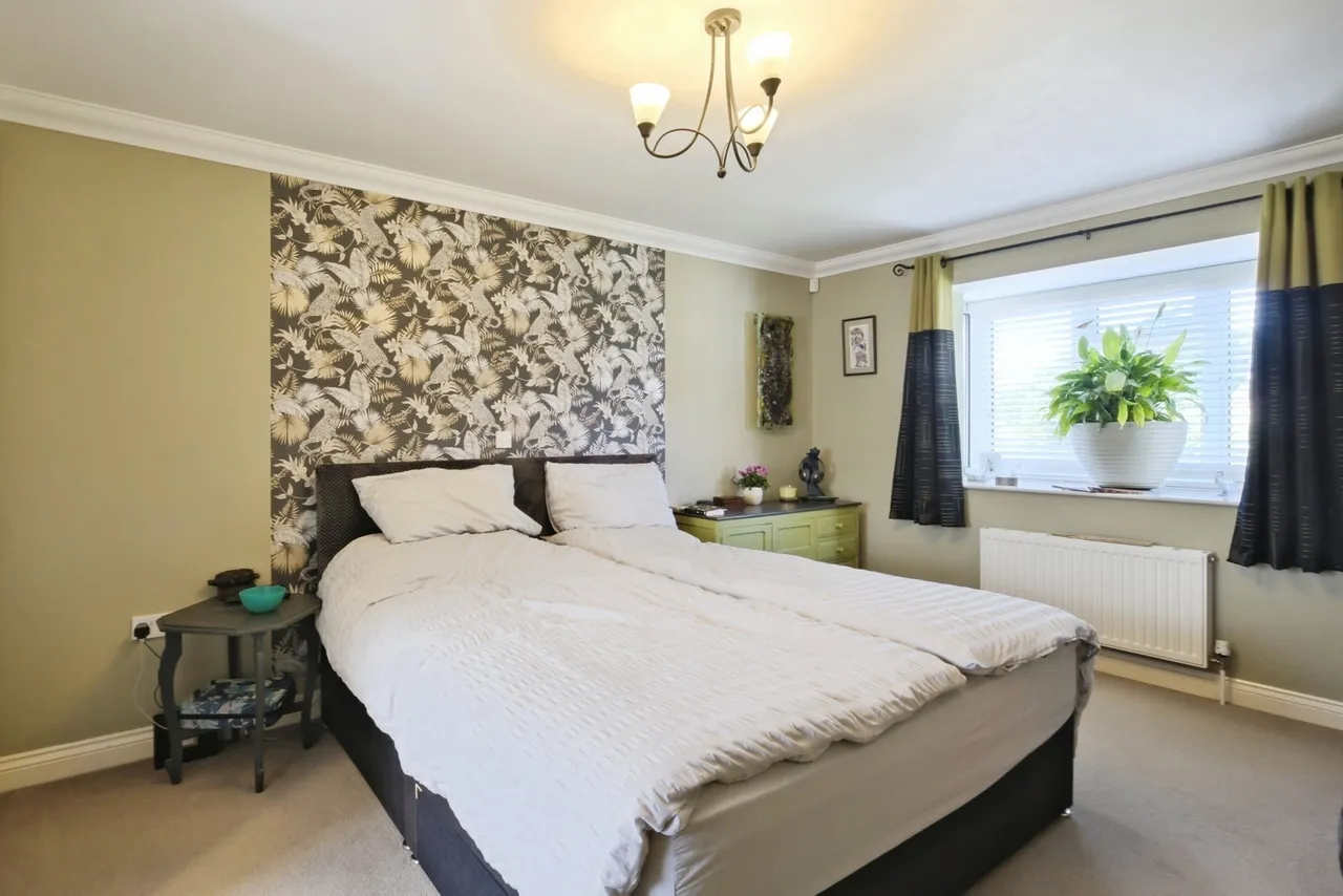 Appletree Close, Redlynch, SP5, photo 14