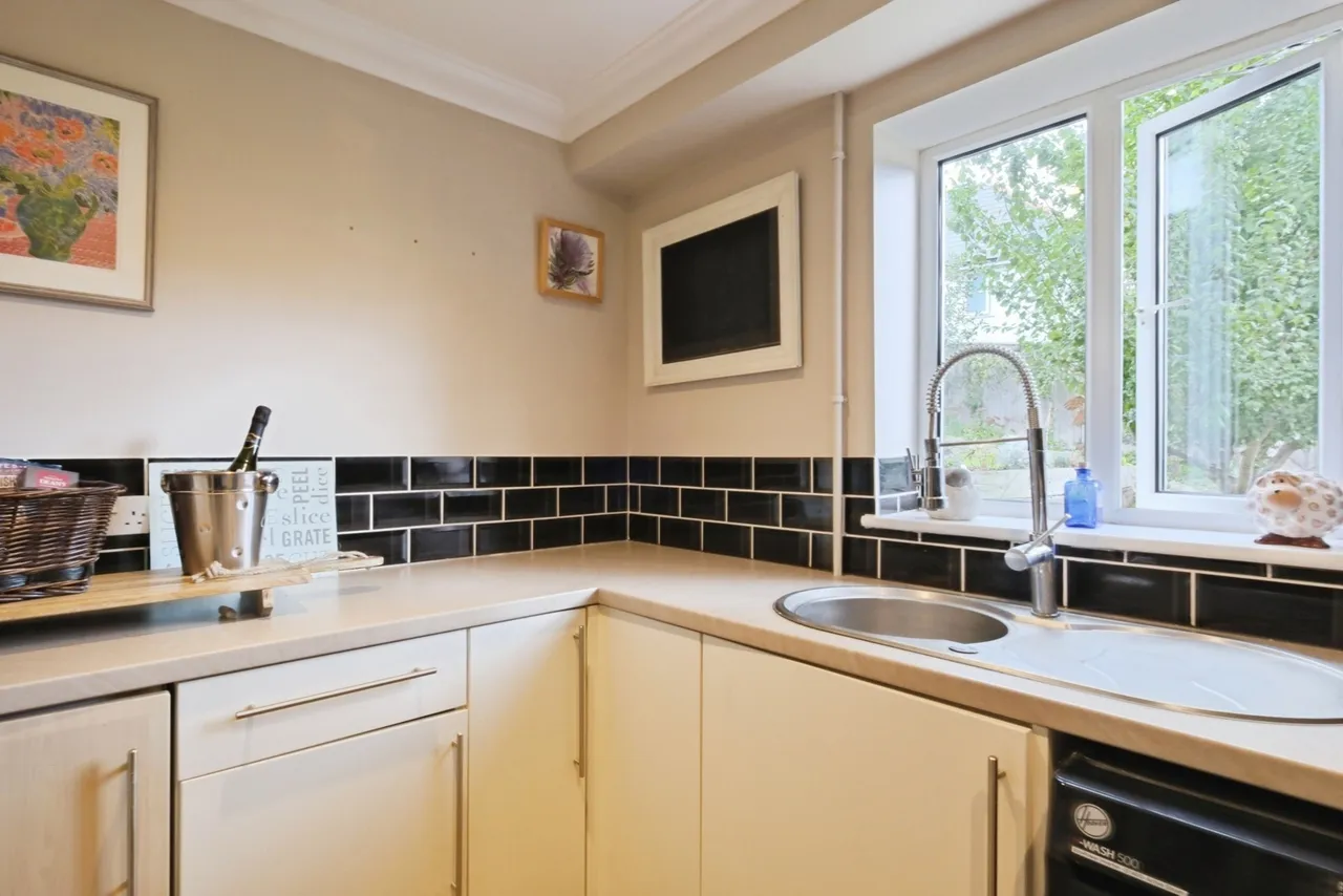 Appletree Close, Redlynch, SP5, photo 23