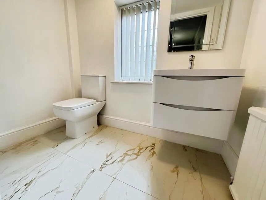 Handforth Road, Wilmslow, Cheshire, SK9, photo 11