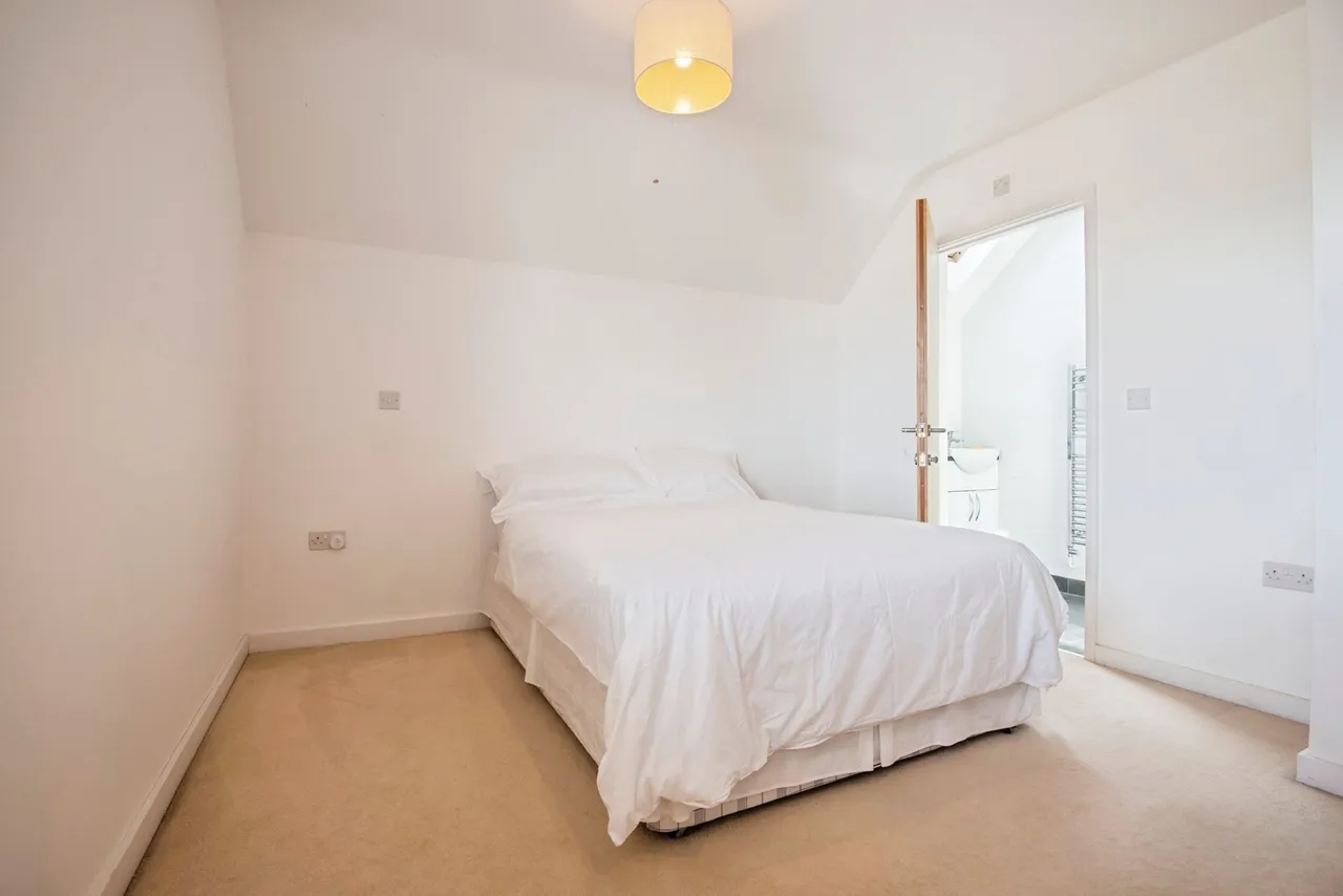 Upper Tilehouse Street, Hitchin, Hertfordshire, SG5, photo 10