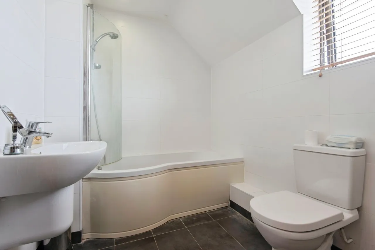 Upper Tilehouse Street, Hitchin, Hertfordshire, SG5, photo 15