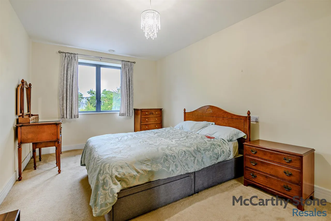 St. Georges Road, Cheltenham, GL50, photo 7