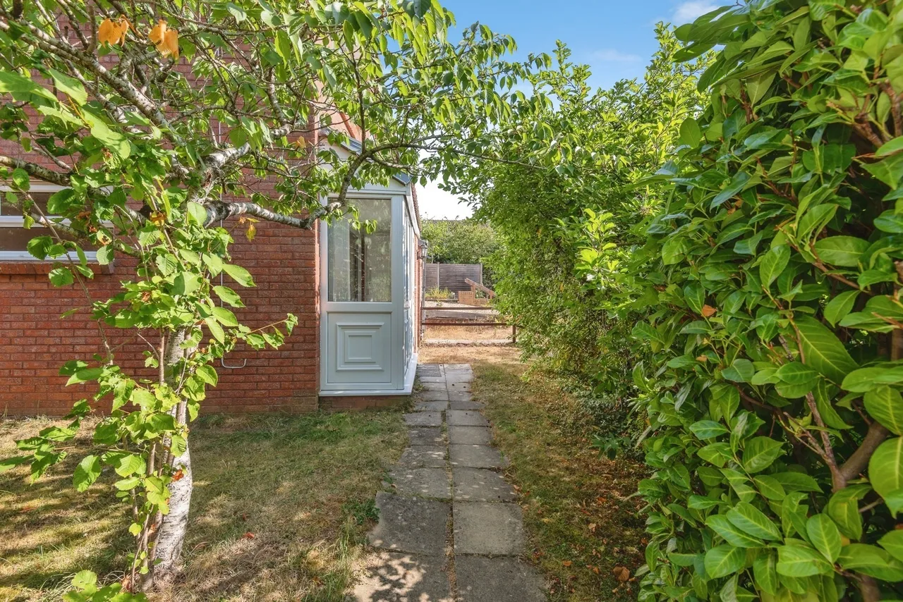 Allington Close, Taunton, TA1, photo 10