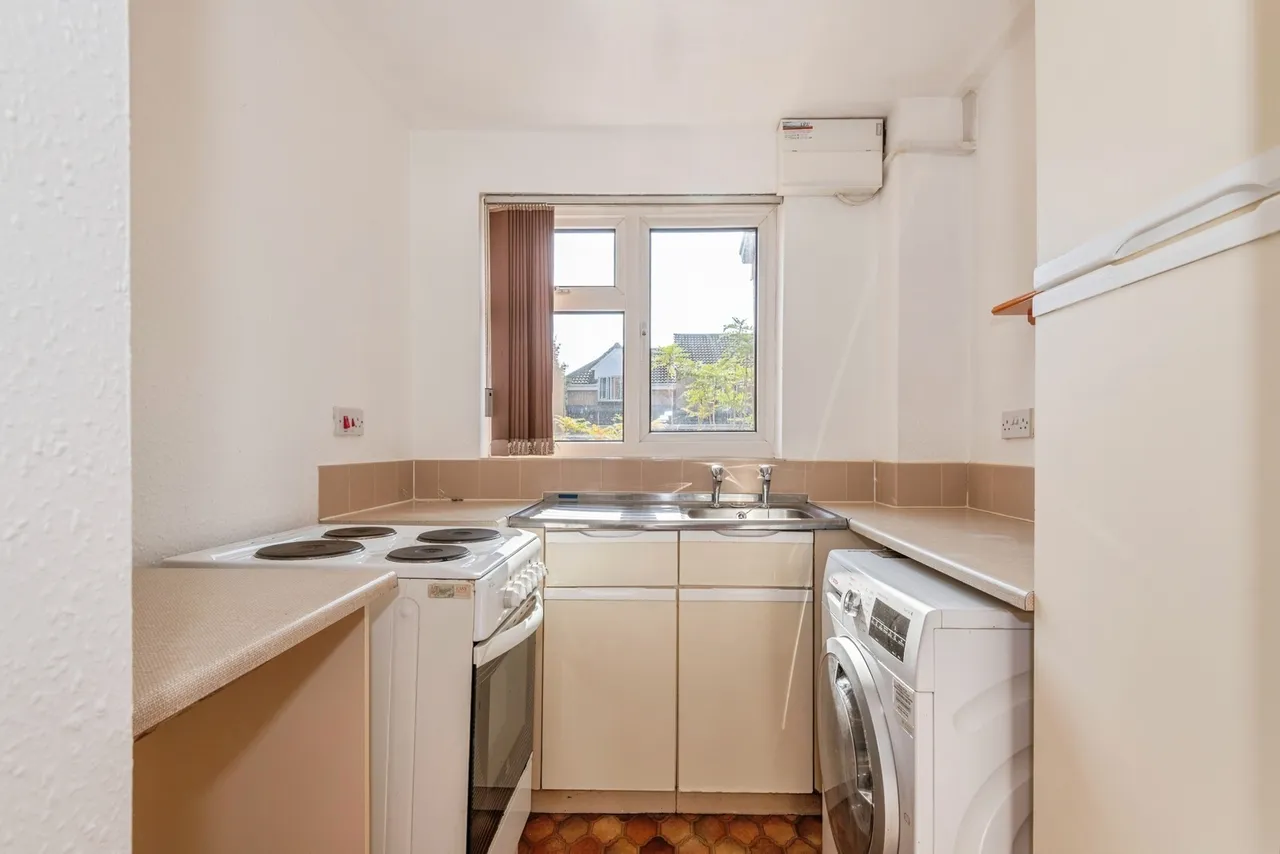 Allington Close, Taunton, TA1, photo 8