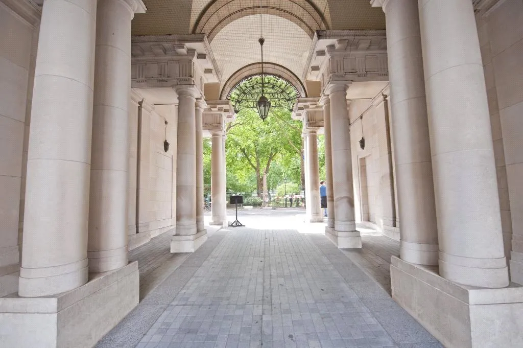 Portman Square, Marylebone, W1H, photo 16