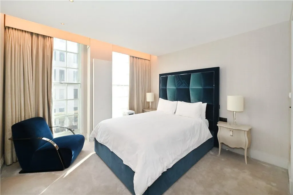 Portman Square, Marylebone, W1H, photo 10