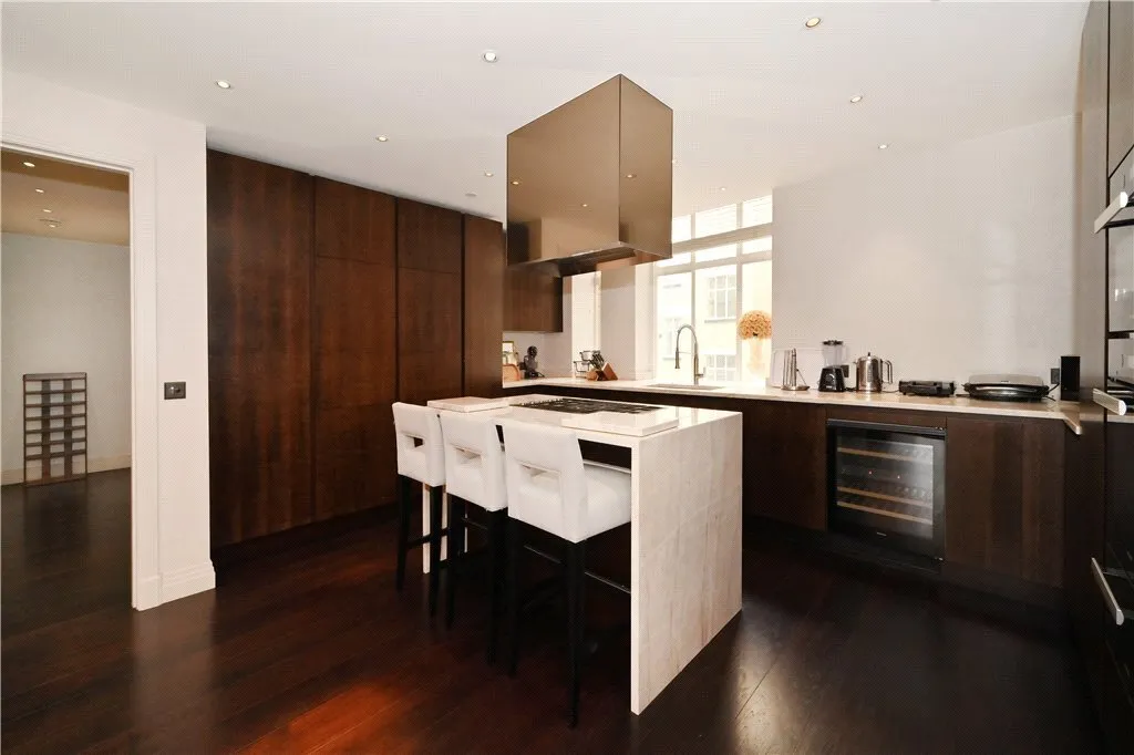 Portman Square, Marylebone, W1H, photo 4