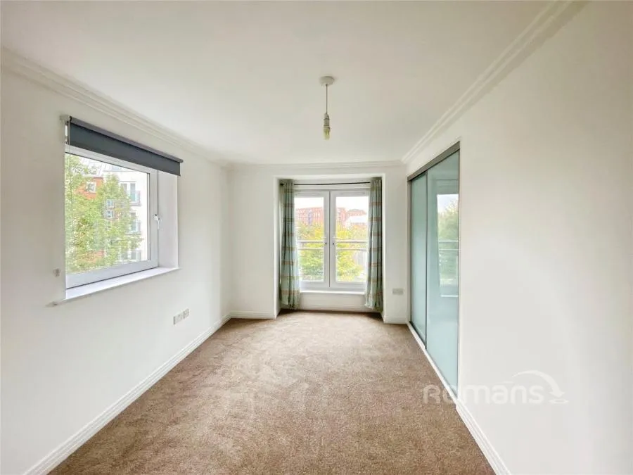 Winterthur Way, Basingstoke, RG21, photo 7