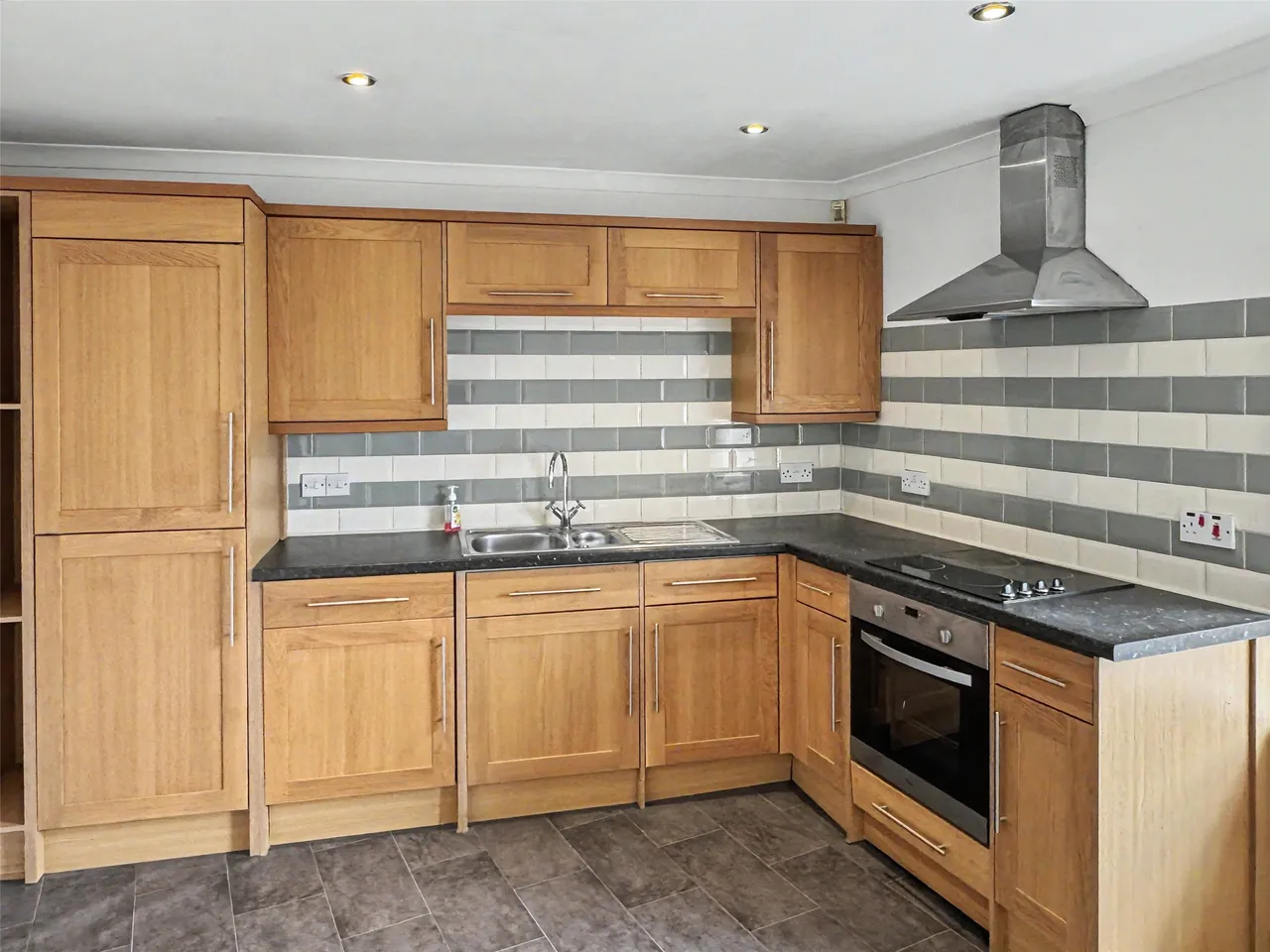 Honey Street, Bodmin, PL31, photo 8
